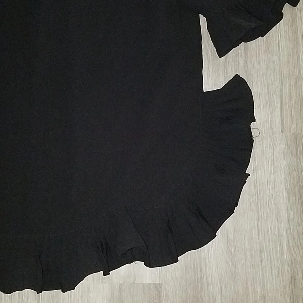 Carmen Marc Valvo NWOT Pleated Blouse - Picture 8 of 13